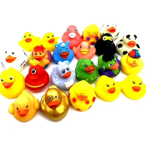 Rubber Duck Lot of 22 Toys Children Kids Jeep Assorted Bathtub Duckies Toddlers - Picture 1 of 6